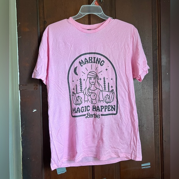 Hot Topic Barbie T-Shirt - Picture 1 of 2